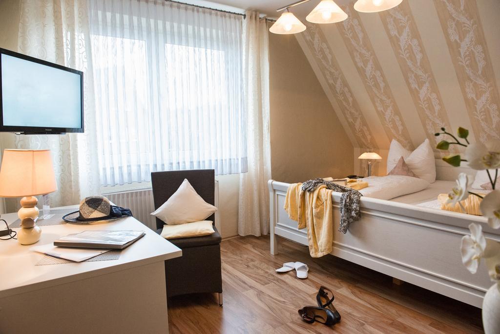 Piepers Landidyll Hotel บาด เลอร์ ห้อง รูปภาพ